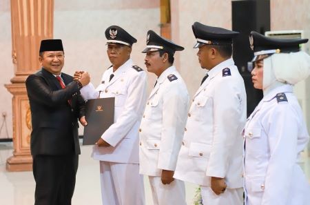 Optimalkan Pelayanan Masyarakat, Bupati Jember Lantik Empat Kades PAW